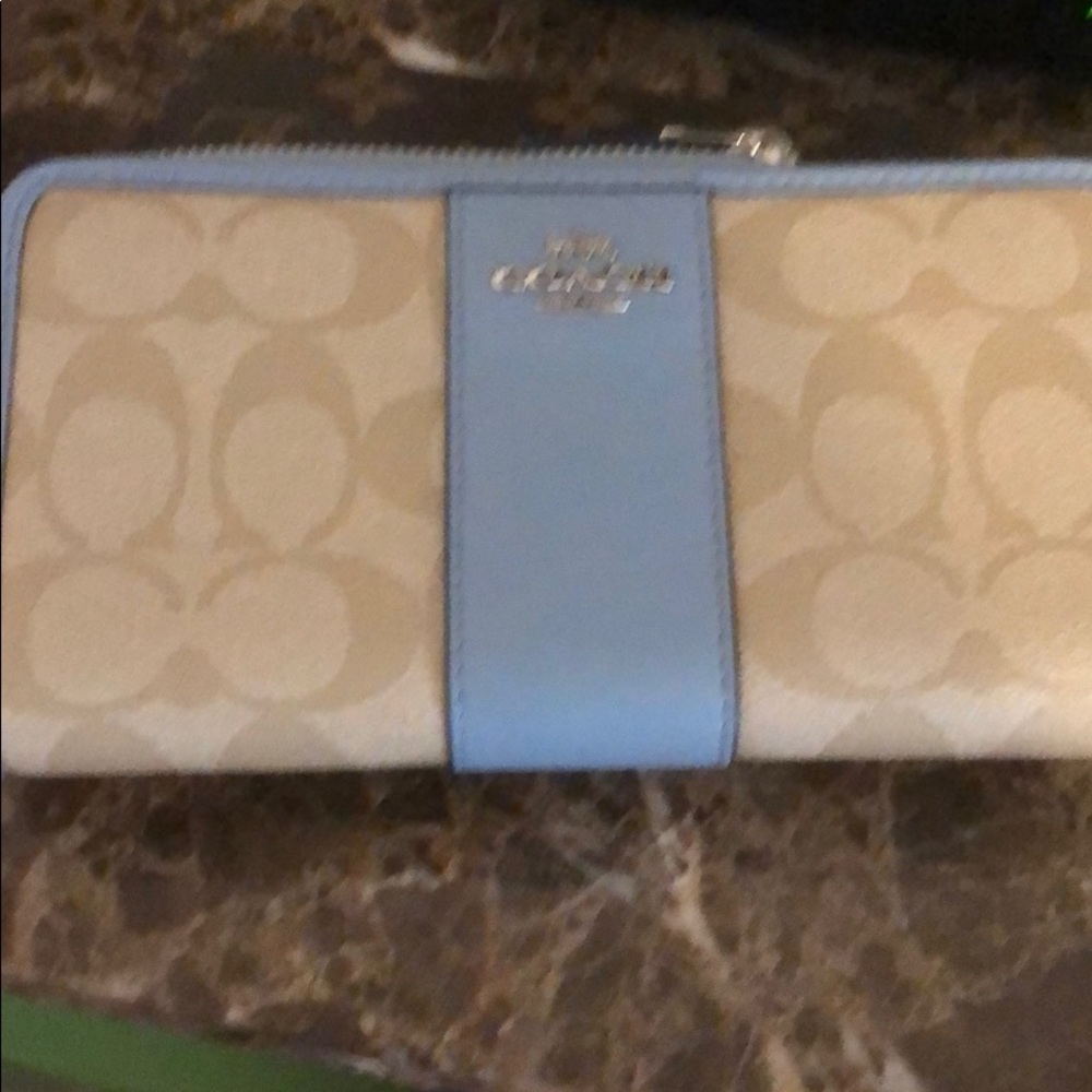 Coach wallet